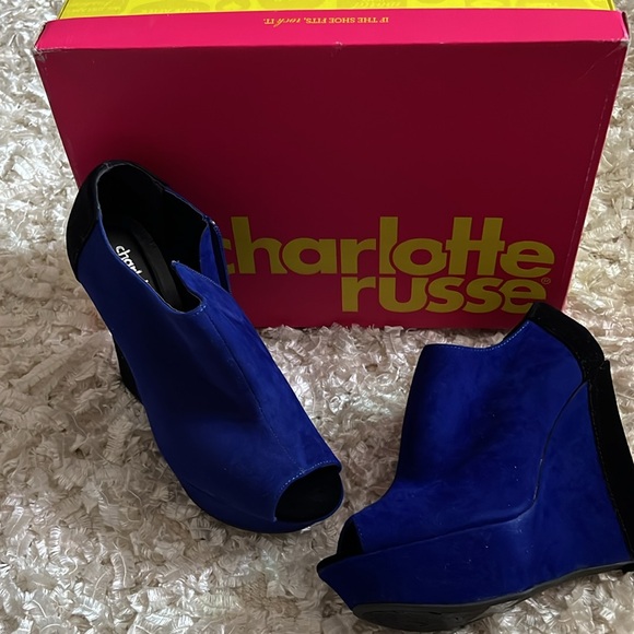 Charlotte Russe size 8 suede black and blue opened toe booties - Picture 4 of 6